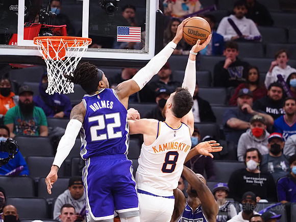 NBA: Phoenix Suns at Sacramento Kings