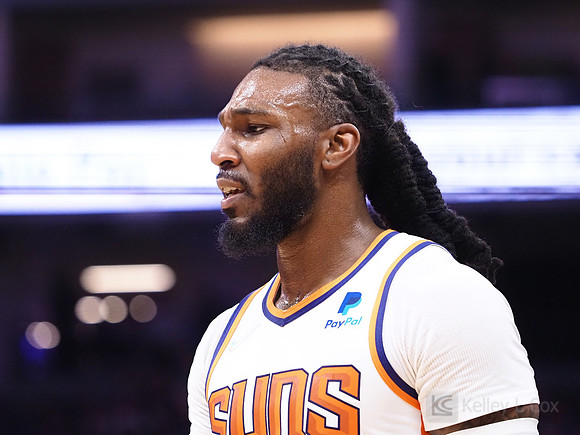 NBA: Phoenix Suns at Sacramento Kings