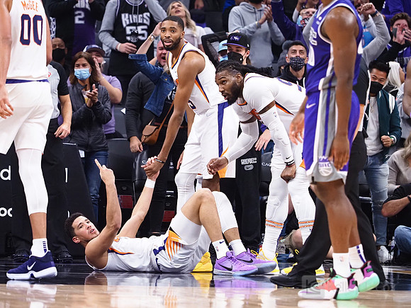 NBA: Phoenix Suns at Sacramento Kings
