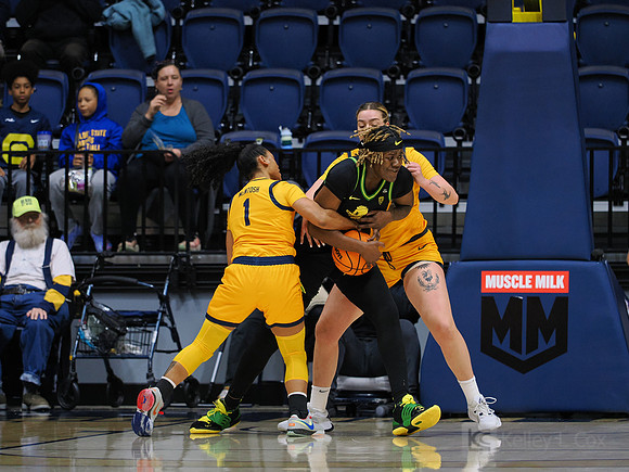 Leilani McIntosh (1), Marta Suarez (7)