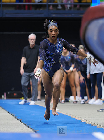 eMjae Frazier