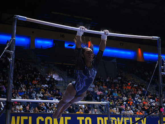 eMjae Frazier
