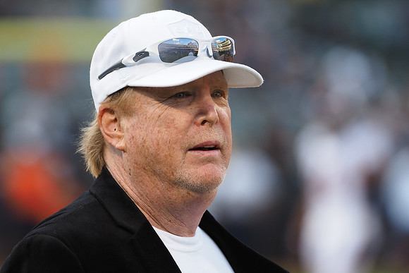 NFL: Denver Broncos at Oakland Raiders