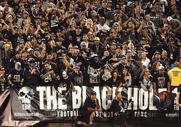 NFL: Denver Broncos at Oakland Raiders