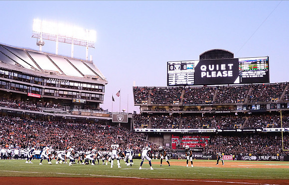 NFL: Denver Broncos at Oakland Raiders