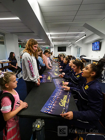 Fan Autographs