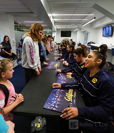 Fan Autographs