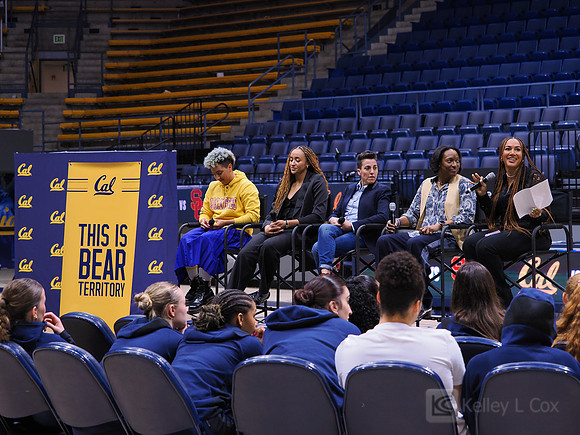 Layshia Clarendon, Haley Jones, Jamila Wideman, Charmin Smith, Ros Gold-Onwude