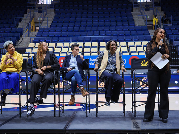 Layshia Clarendon, Haley Jones, Jamila Wideman, Charmin Smith, Ros Gold-Onwude
