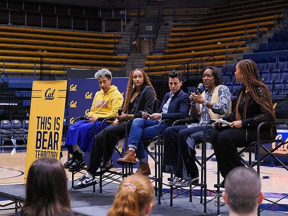 Layshia Clarendon, Haley Jones, Jamila Wideman, Charmin Smith, Ros Gold-Onwude