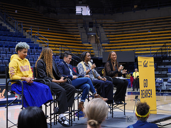 Layshia Clarendon, Haley Jones, Jamila Wideman, Charmin Smith, Ros Gold-Onwude