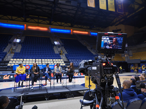 Layshia Clarendon, Haley Jones, Jamila Wideman, Charmin Smith, Ros Gold-Onwude