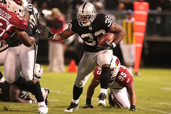NFL: Preseason-Arizona Cardinals at Oakland Raiders