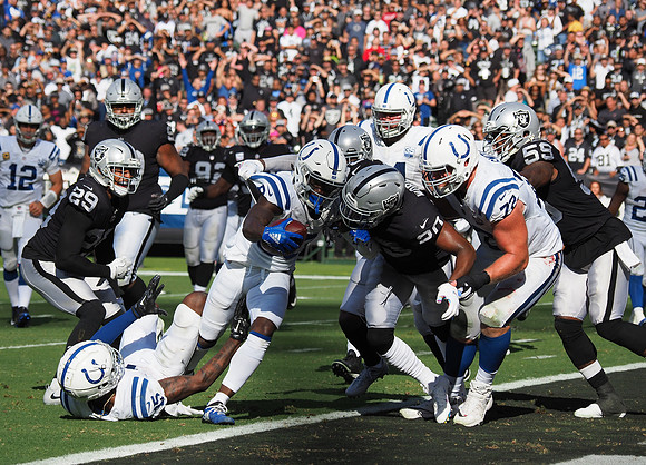 NFL: Indianapolis Colts at Oakland Raiders