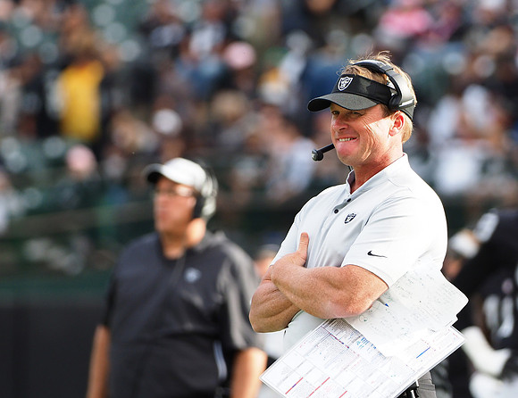 NFL: Indianapolis Colts at Oakland Raiders