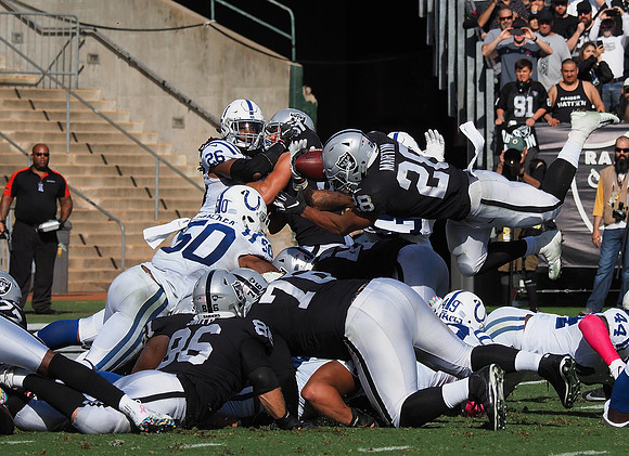NFL: Indianapolis Colts at Oakland Raiders