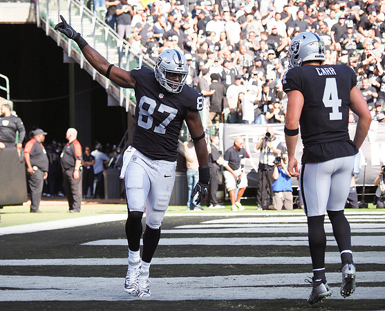 NFL: Indianapolis Colts at Oakland Raiders
