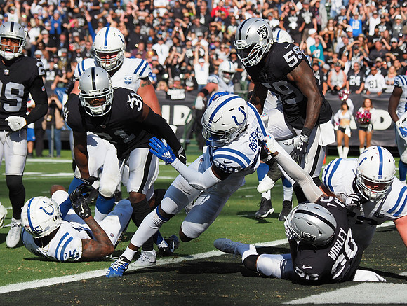 NFL: Indianapolis Colts at Oakland Raiders