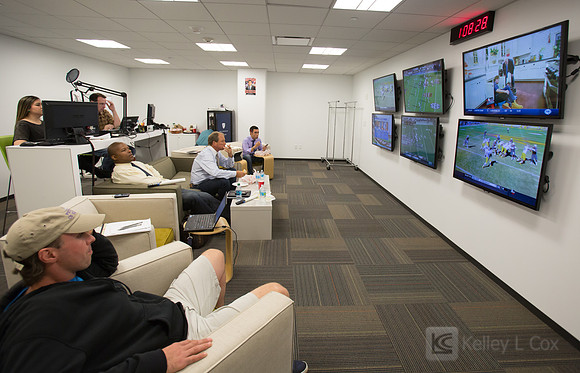 Pac12 Touchdown Room