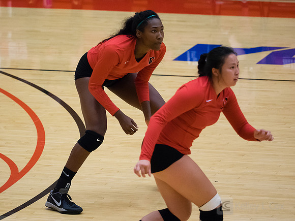 CSUEB Volleyball v Holy Names