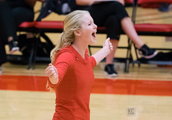CSUEB Volleyball v Holy Names