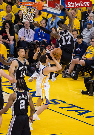 NBA: Playoffs-San Antonio Spurs at Golden State Warriors