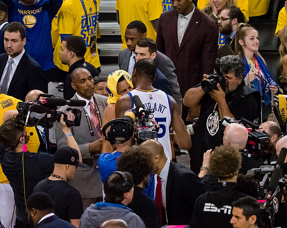 NBA: Playoffs-San Antonio Spurs at Golden State Warriors