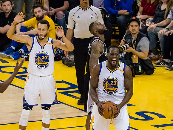 NBA: Playoffs-San Antonio Spurs at Golden State Warriors