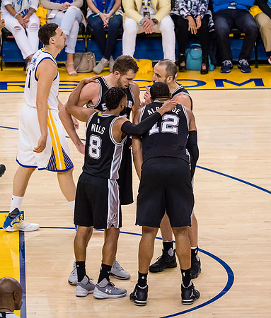 NBA: Playoffs-San Antonio Spurs at Golden State Warriors