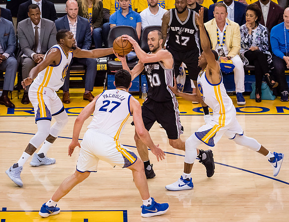 NBA: Playoffs-San Antonio Spurs at Golden State Warriors