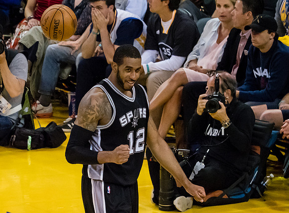 NBA: Playoffs-San Antonio Spurs at Golden State Warriors