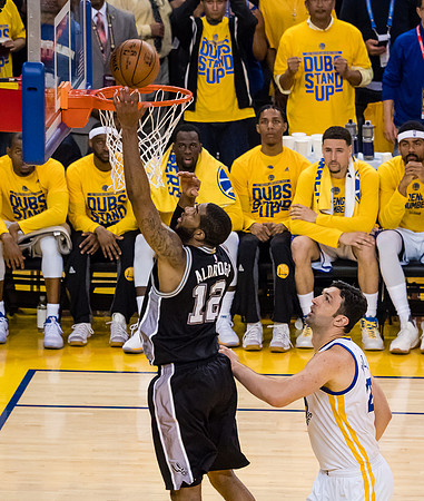 NBA: Playoffs-San Antonio Spurs at Golden State Warriors