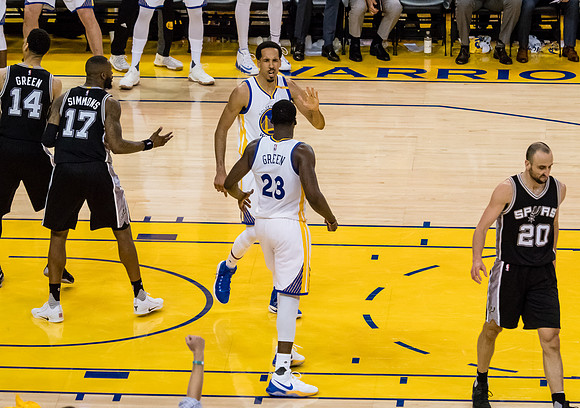 NBA: Playoffs-San Antonio Spurs at Golden State Warriors