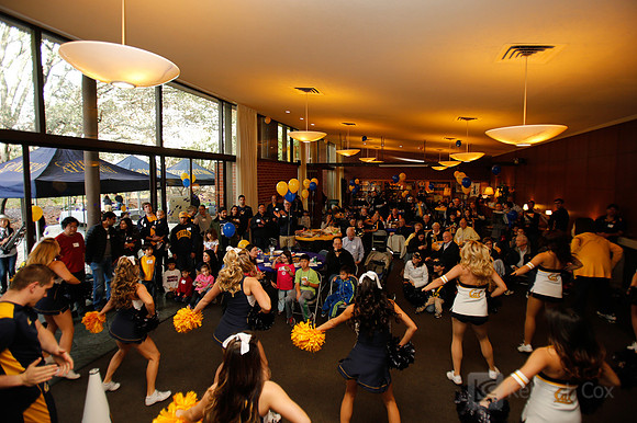 CAA: Family Hoops Party