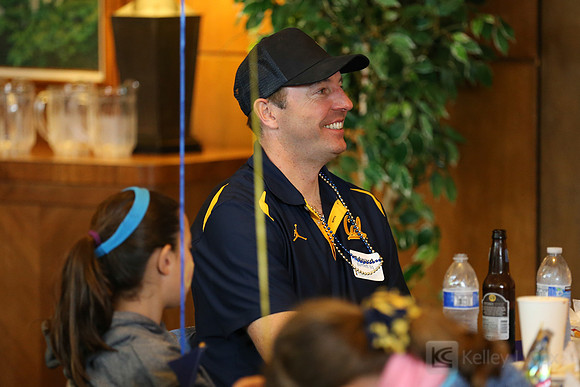 CAA: Family Hoops Party