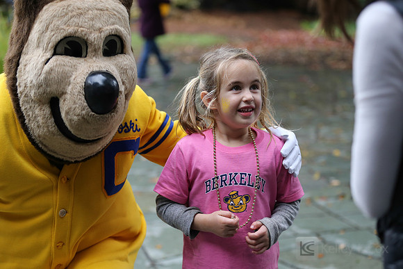 CAA: Family Hoops Party