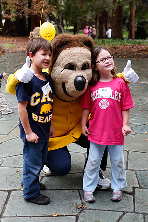 CAA: Family Hoops Party