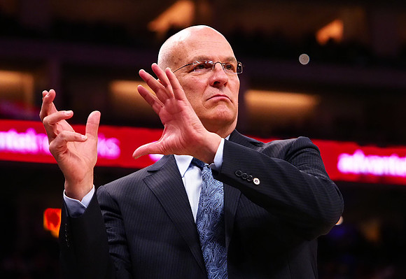 NBA: Phoenix Suns at Sacramento Kings