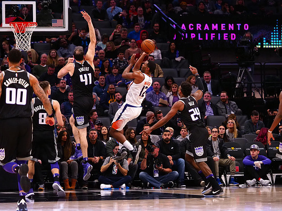 NBA: Phoenix Suns at Sacramento Kings