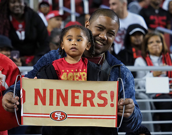NFL: Los Angeles Chargers at San Francisco 49ers