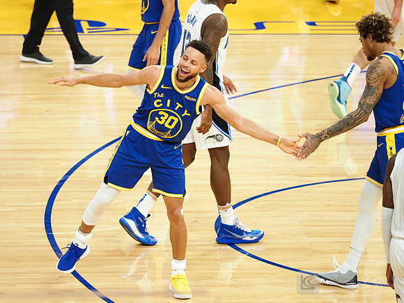 NBA: Orlando Magic at Golden State Warriors