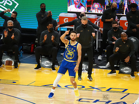NBA: Orlando Magic at Golden State Warriors
