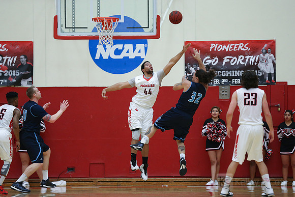 Cal State East Bay Pioneers center Darrick McIntosh (44)