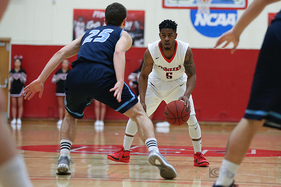 Cal State East Bay Pioneers guard Jacari Whitfield (5)