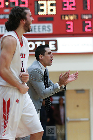 Cal State East Bay Pioneers head coach Gus Argenal