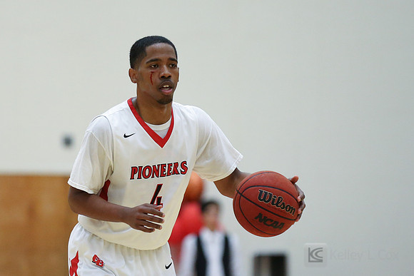 Cal State East Bay Pioneers guard Marcus Norman (4)