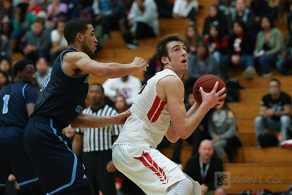 Cal State East Bay Pioneers center Kyle Frakes (35)