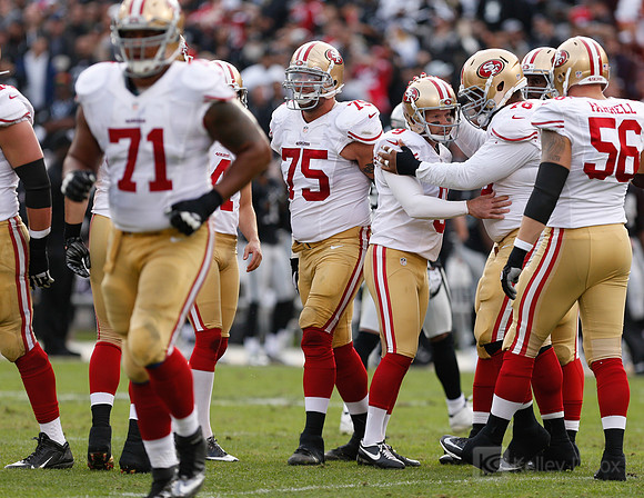 NFL: San Francisco 49ers at Oakland Raiders