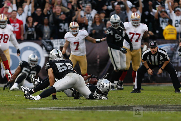 NFL: San Francisco 49ers at Oakland Raiders