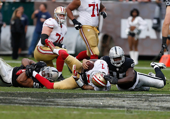 NFL: San Francisco 49ers at Oakland Raiders